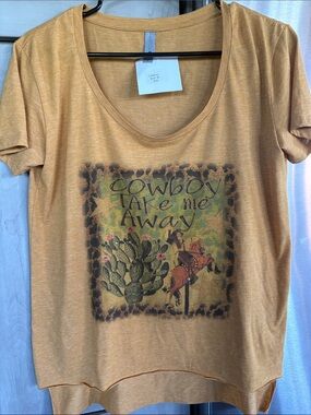 Brave bohemian tee size medium nwt